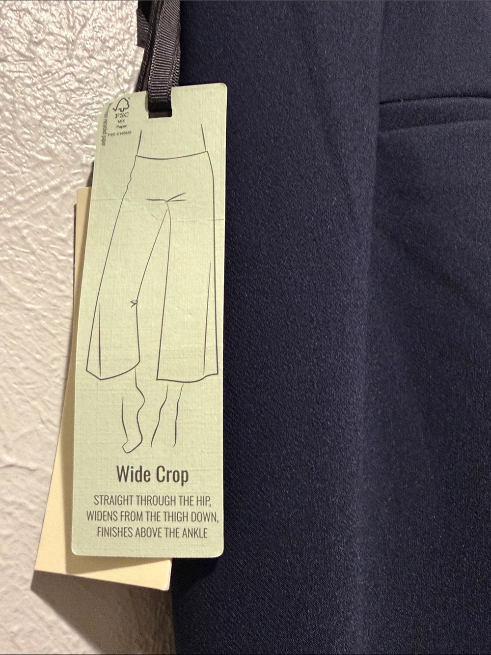 Rachel Zoe-Wide-Leg Navy Dress Pants. Waist 17”. Rise 12”. Inseam 24” - Picture 4 of 7